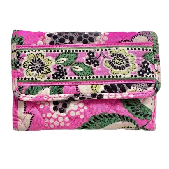 Vera Bradley‎ Tri-Fold Wallet Priscilla Pink Floral - Picture 1 of 3